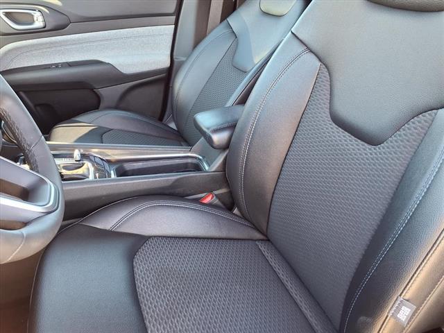 2024 Jeep Compass Latitude 4x4 2024 Jeep Compass Latitude 4x4