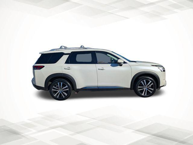 2023 Nissan Pathfinder Platinum FWD