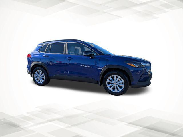 2025 Toyota Corolla Cross LE