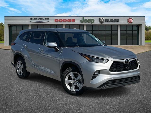 2023 Toyota Highlander Platinum 2023 Toyota Highlander Platinum