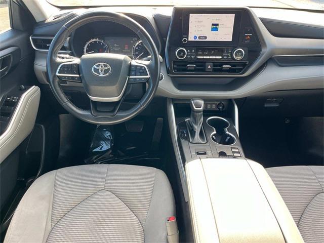 2023 Toyota Highlander Platinum 2023 Toyota Highlander Platinum