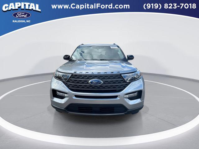 2022 Ford Explorer XLT 2022 Ford Explorer XLT