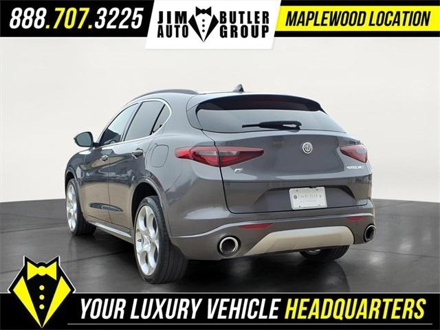 2023 Alfa Romeo Stelvio Lusso AWD 2023 Alfa Romeo Stelvio Lusso AWD