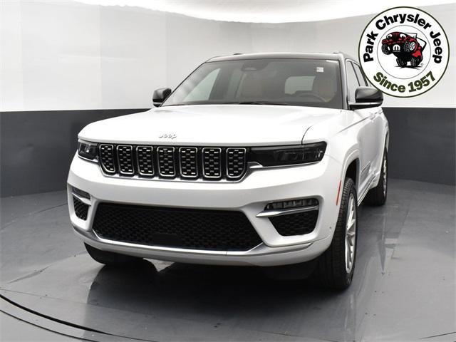 2024 Jeep Grand Cherokee Summit 4x4 2024 Jeep Grand Cherokee Summit 4x4