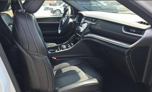 2024 Jeep Grand Cherokee L Limited 4x4 2024 Jeep Grand Cherokee L Limited 4x4