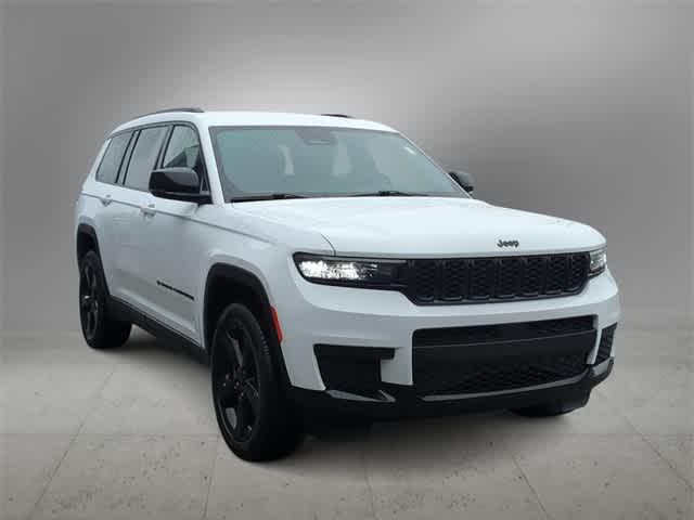 2023 Jeep Grand Cherokee L Altitude 4x4 2023 Jeep Grand Cherokee L Altitude 4x4