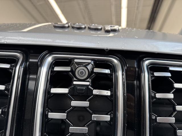 2022 Jeep Grand Cherokee Summit Reserve