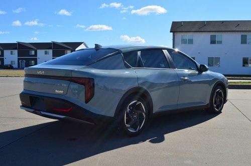 2025 Kia K4 EX 2025 Kia K4 EX