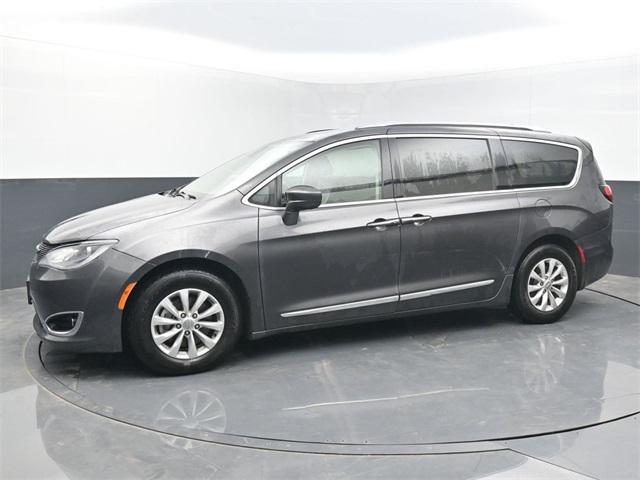 2020 Chrysler Pacifica Touring L 2020 Chrysler Pacifica Touring L