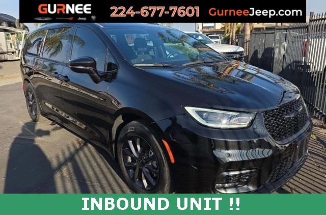 2021 Chrysler Pacifica Touring