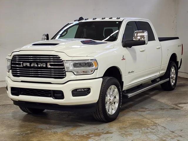 2023 RAM 3500 Laramie Crew Cab 4x4 64 Box 2023 RAM 3500 Laramie Crew Cab 4x4 64 Box