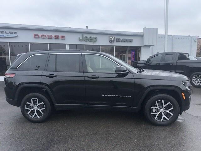 2025 Jeep Grand Cherokee Limited 4x4 2025 Jeep Grand Cherokee Limited 4x4
