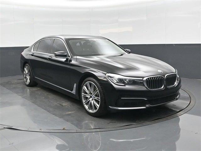 2019 BMW 740i 740i