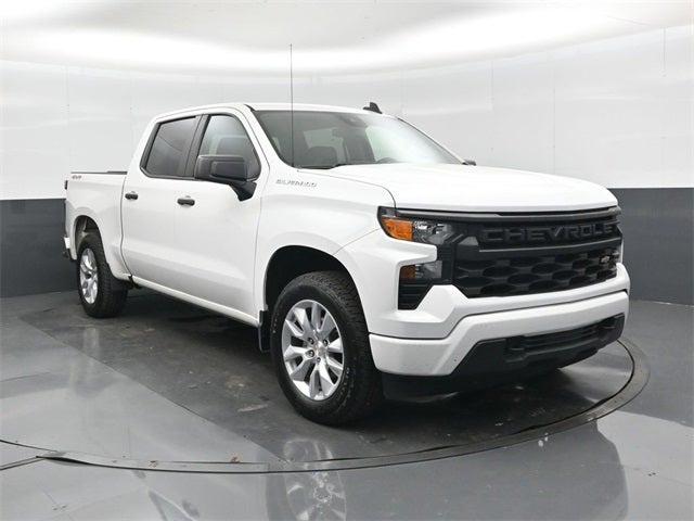 2023 Chevrolet Silverado 1500 4WD Crew Cab Short Bed Custom 2023 Chevrolet Silverado 1500 4WD Crew Cab Short Bed Custom