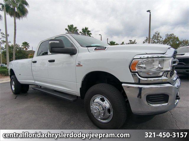2024 RAM 3500 Tradesman Crew Cab 4x4 8 Box 2024 RAM 3500 Tradesman Crew Cab 4x4 8 Box