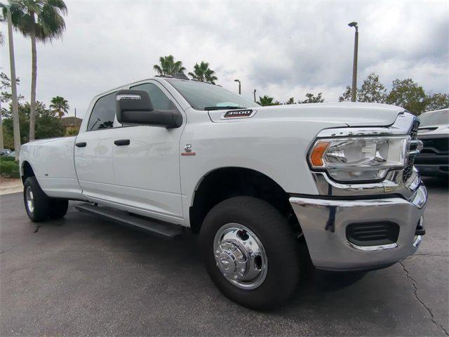 2024 RAM 3500 Tradesman Crew Cab 4x4 8 Box 2024 RAM 3500 Tradesman Crew Cab 4x4 8 Box