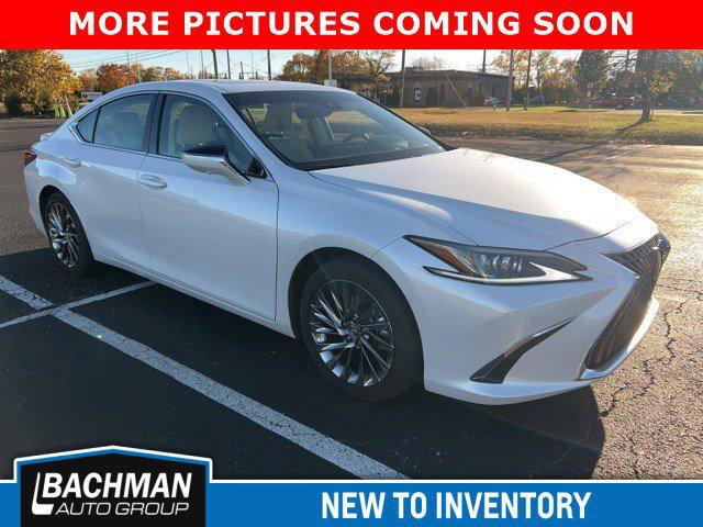2024 Lexus ES 300h Luxury 2024 Lexus ES 300h Luxury