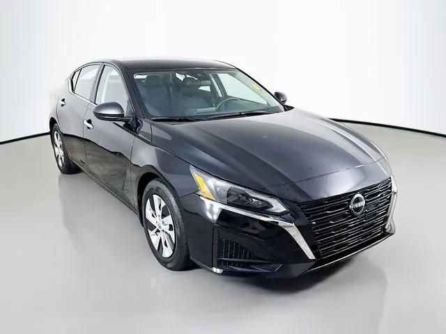 2024 Nissan Altima S FWD