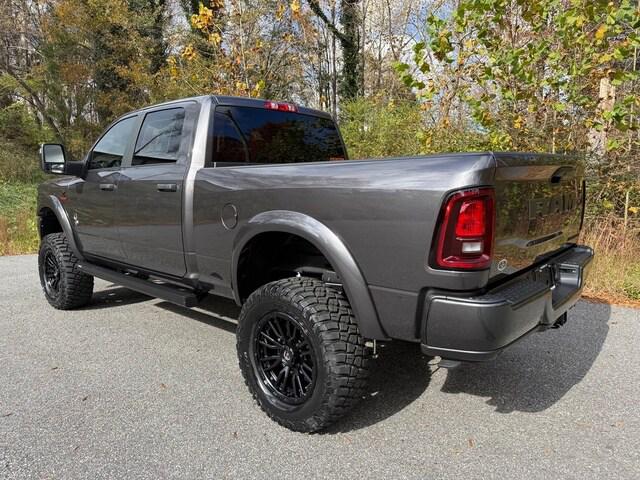 2026 Ram 2500 Big Horn Crew Cab 4x4 6'4" Box