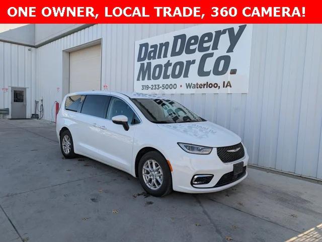 2023 Chrysler Pacifica Touring L