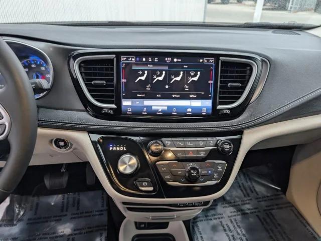 2023 Chrysler Pacifica Touring L 2023 Chrysler Pacifica Touring L