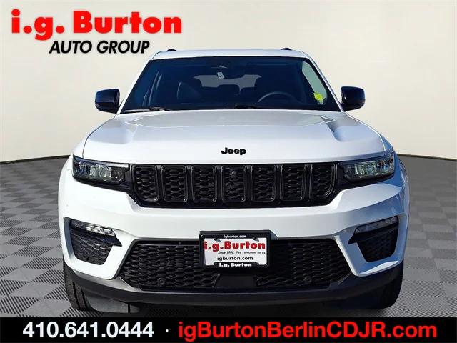 2023 Jeep Grand Cherokee Limited 4x4 2023 Jeep Grand Cherokee Limited 4x4