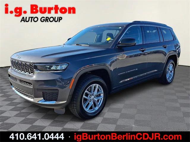 2023 Jeep Grand Cherokee L Laredo 4x4 2023 Jeep Grand Cherokee L Laredo 4x4