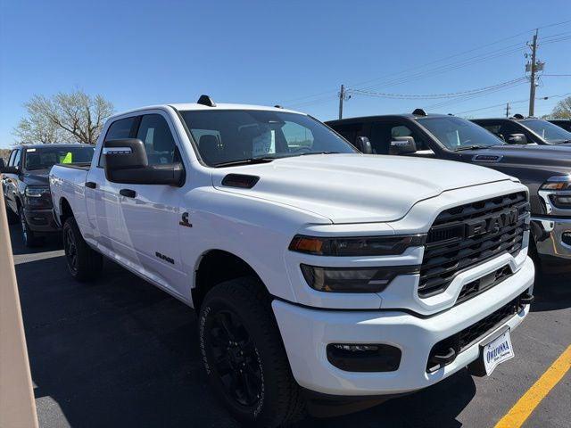 2025 RAM 2500 RAM 2500 BIG HORN CREW CAB 4X4 64 BOX