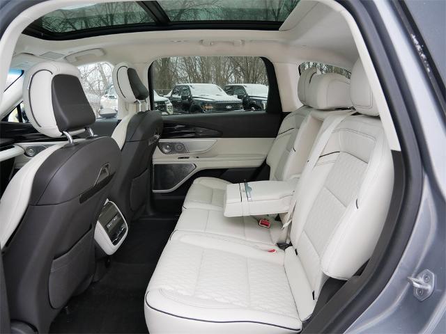 2024 Lincoln Nautilus Black Label