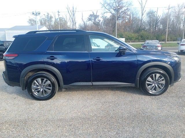 2024 Nissan Pathfinder SV 4WD 2024 Nissan Pathfinder SV 4WD