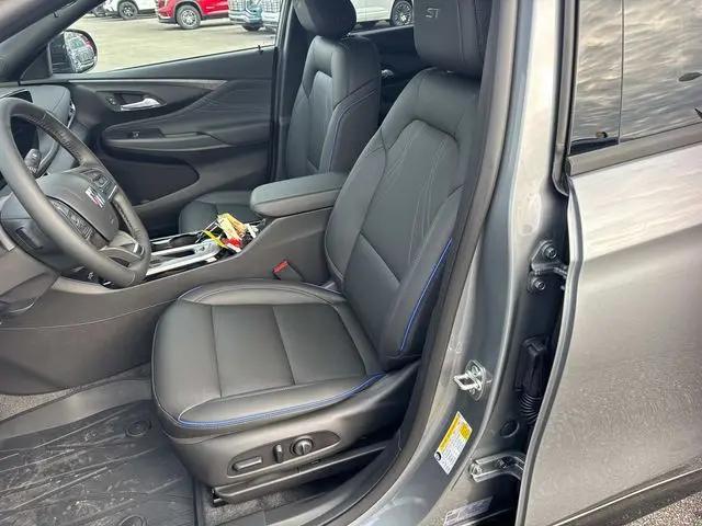 2026 Buick NV Sport Touring FWD