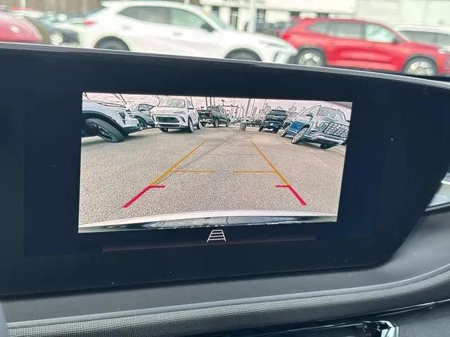 2026 Buick NV Sport Touring FWD