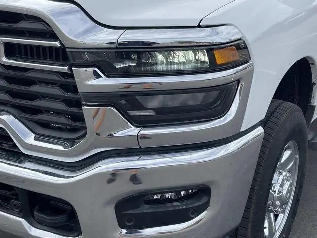 2026 Ram 2500 Tradesman Crew Cab 4x4 8' Box