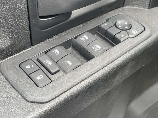 2026 Ram 2500 Tradesman Crew Cab 4x4 8' Box