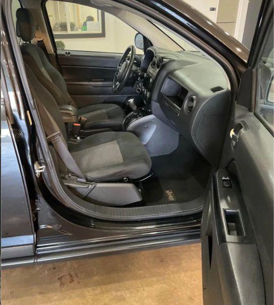 2011 Jeep Compass Sport