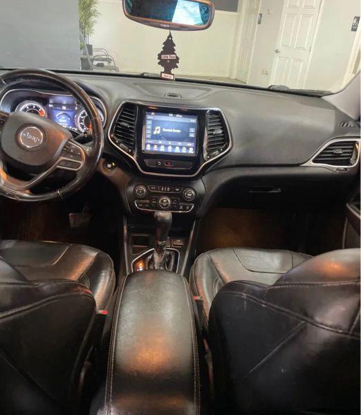 2020 Jeep Cherokee Limited FWD