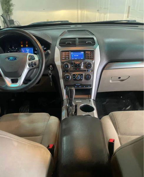 2014 Ford Explorer Base
