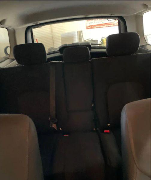 2011 Mitsubishi Endeavor LS
