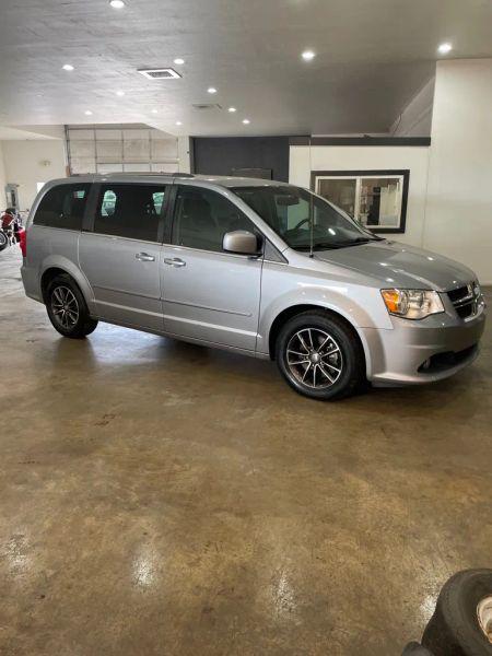 2017 Dodge Grand Caravan SXT for sale in Pueblo, CO