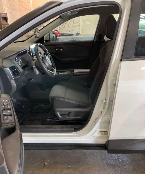 2022 Nissan Rogue SV FWD