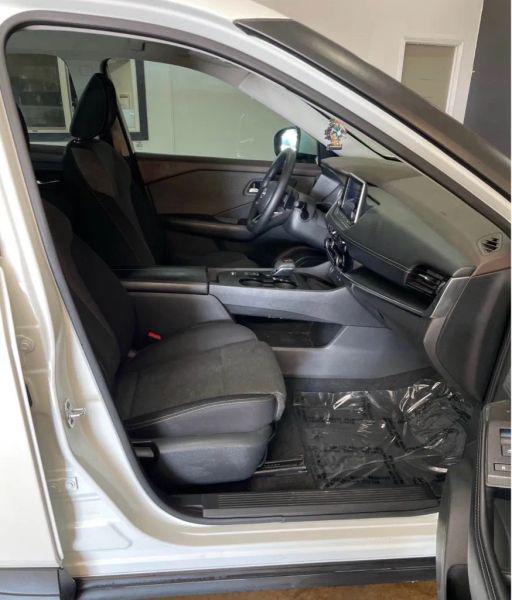 2022 Nissan Rogue SV FWD