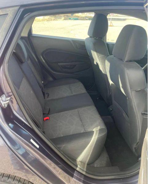 2013 Ford Fiesta SE