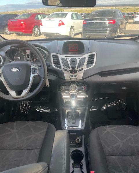2013 Ford Fiesta SE