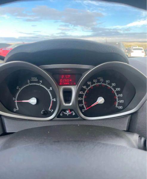 2013 Ford Fiesta SE
