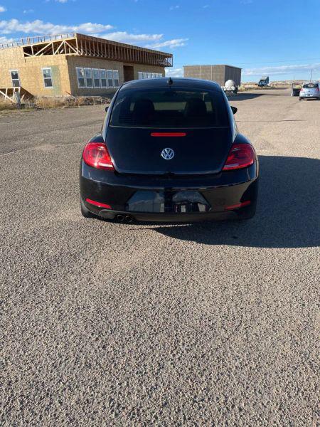2013 Volkswagen Beetle 2.5L Fender Edition
