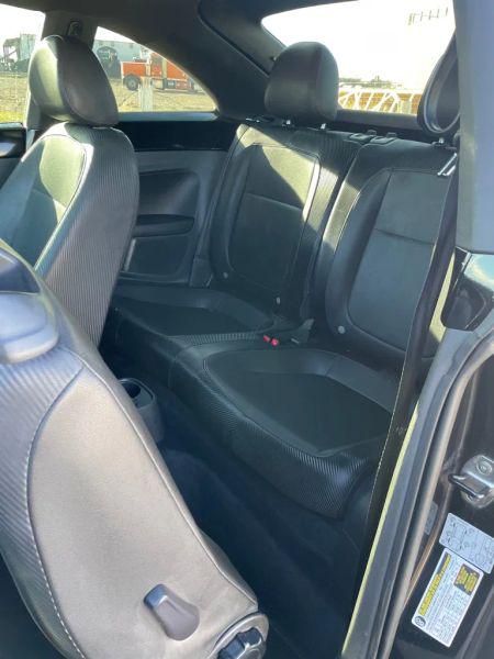 2013 Volkswagen Beetle 2.5L Fender Edition
