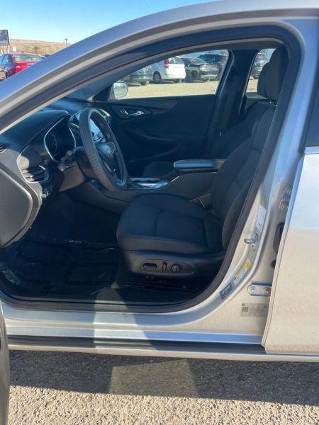 2020 Chevrolet Malibu FWD LT