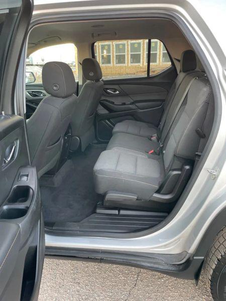 2020 Chevrolet Traverse FWD LS