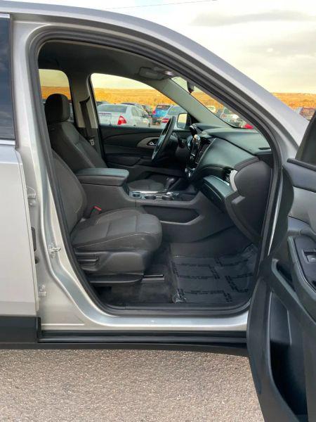 2020 Chevrolet Traverse FWD LS