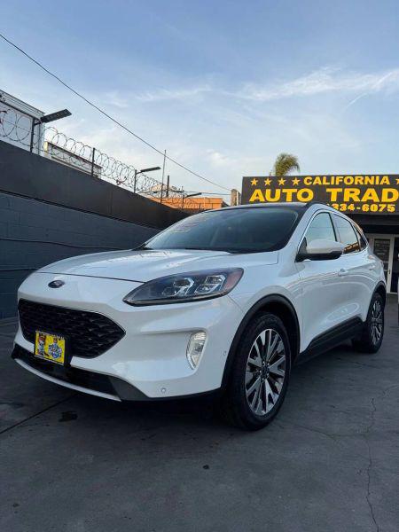 2020 Ford Escape Titanium for sale in Bell, CA